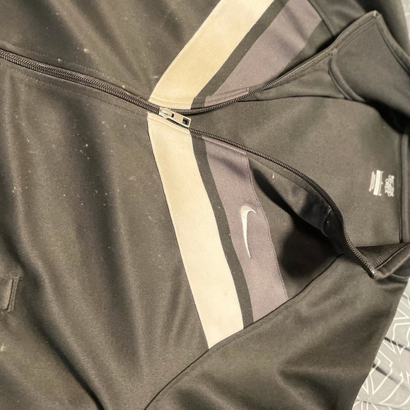 Nike Zip up Sweater - Picture 3 of 3